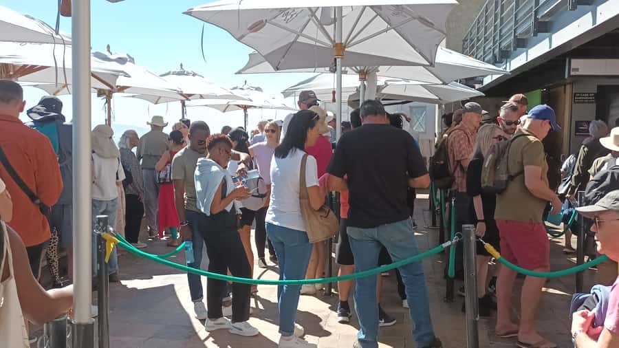 Cape Town: Table Mountain Cable Car Ticket - Weather can change the whole plan