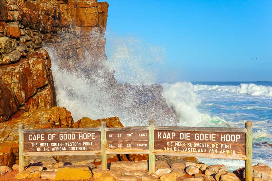Cape Town: Table Mountain, Cape Point, and Penguins Tour - Table Mountain delivers the day’s biggest view