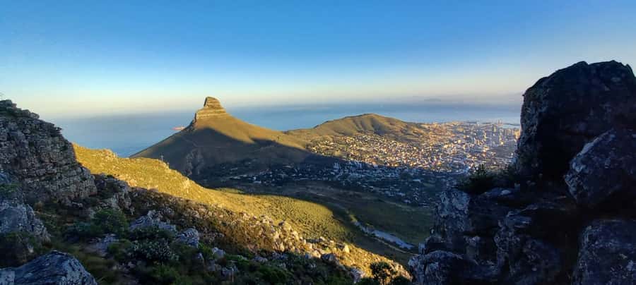 Cape Town: Table Mountain Hike via India Venster Morning - India Venster and the mountain’s unusual rock window