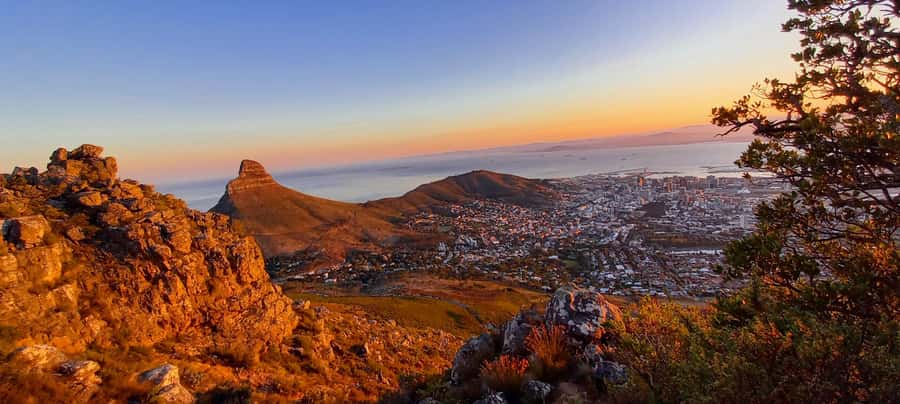 Cape Town: Table Mountain Hike via India Venster Morning - A boulder-field break with biltong