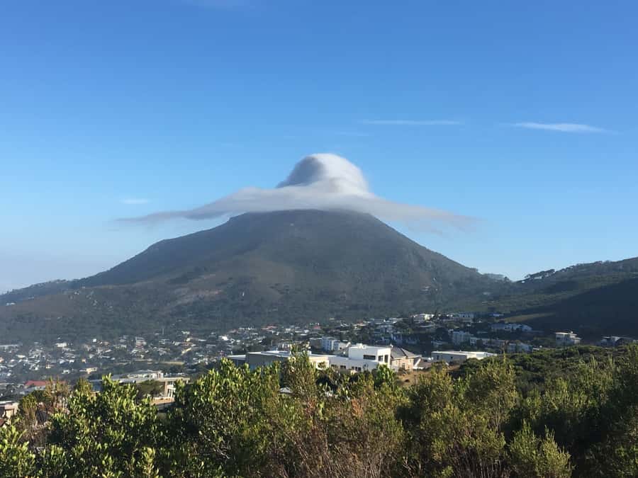 Cape Town: Table Mountain Kasteelspoort Hiking Trail - Starting in Camps Bay and entering Kasteelspoort