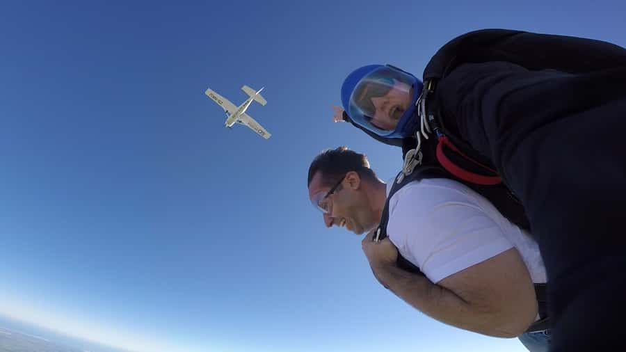 Cape Town: Tandem Skydiving - Arriving at the airfield and getting ready