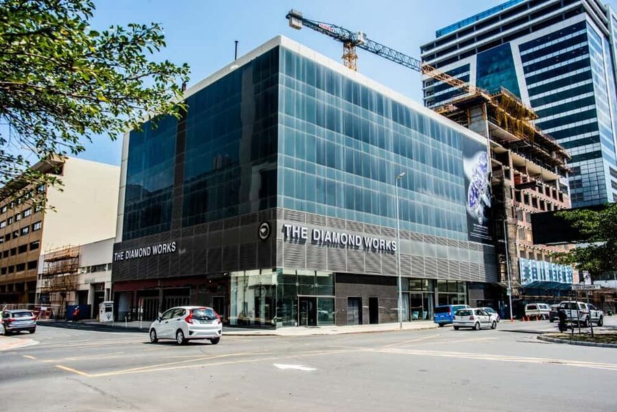 Cape Town: The Diamond Works Institute Sparkling Tour - South African diamonds from discovery to display