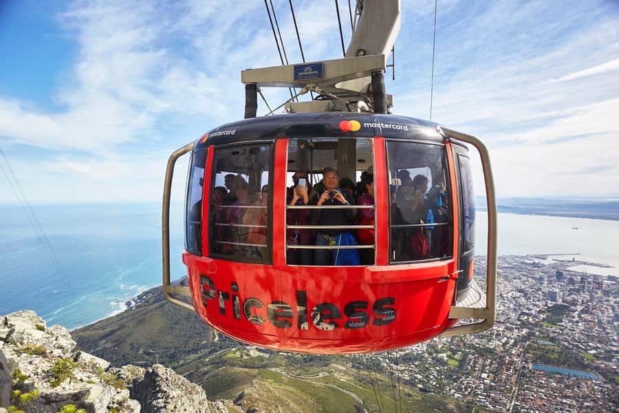 Cape Town Tour: Table Mountain, Penguins & Cape Point+Pickup - Simon’s Town is your main lunch and break stop