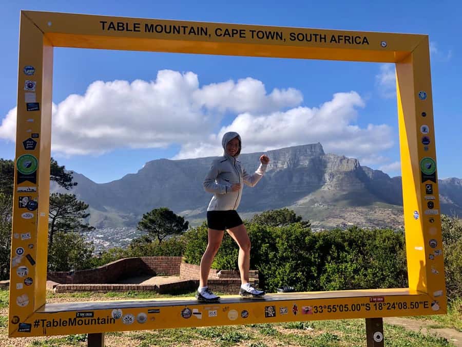 Cape Town: Trail Run Lion's Head and Signal Hill Morning - Starting at Kloof Neck before the city wakes