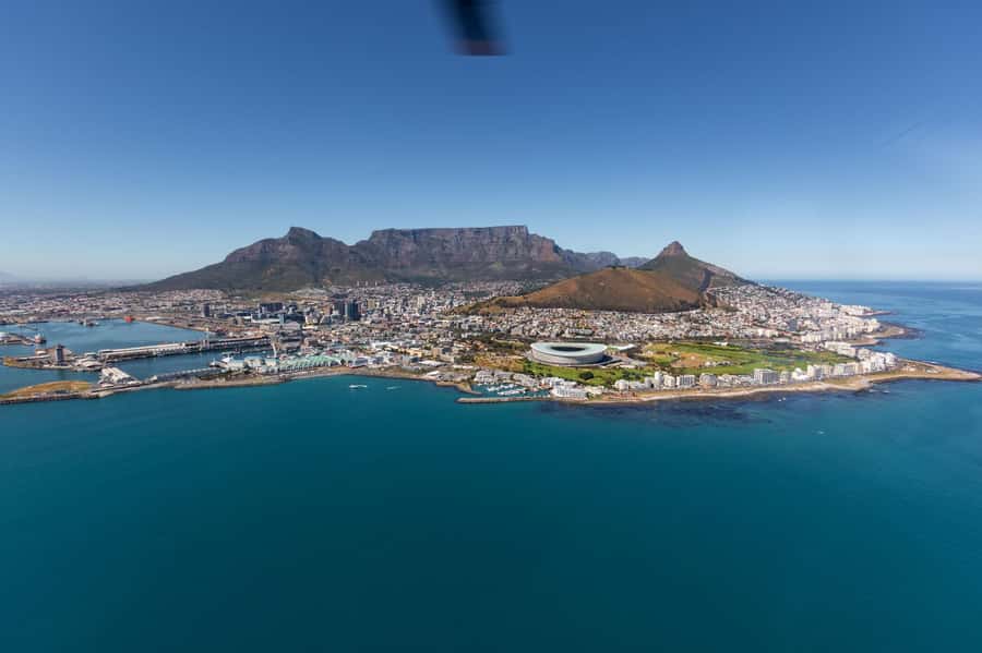 Cape Town Two Oceans Scenic Helicopter Flight - 27min - Leaving the V&A Waterfront for the Atlantic Seaboard