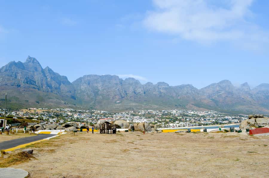 Cape Town Uncovered : Half-Day City Tour and Table Mountain - Signal Hill and the Atlantic suburbs