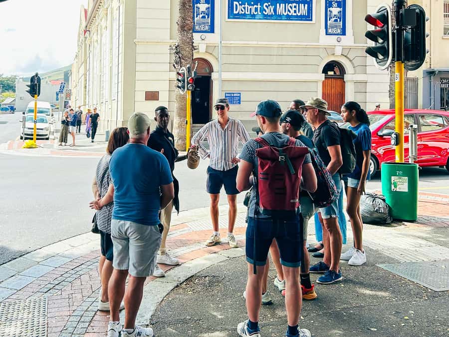 Cape Town Walking Tour: Bo-Kaap & City Highlights - Key points at a glance