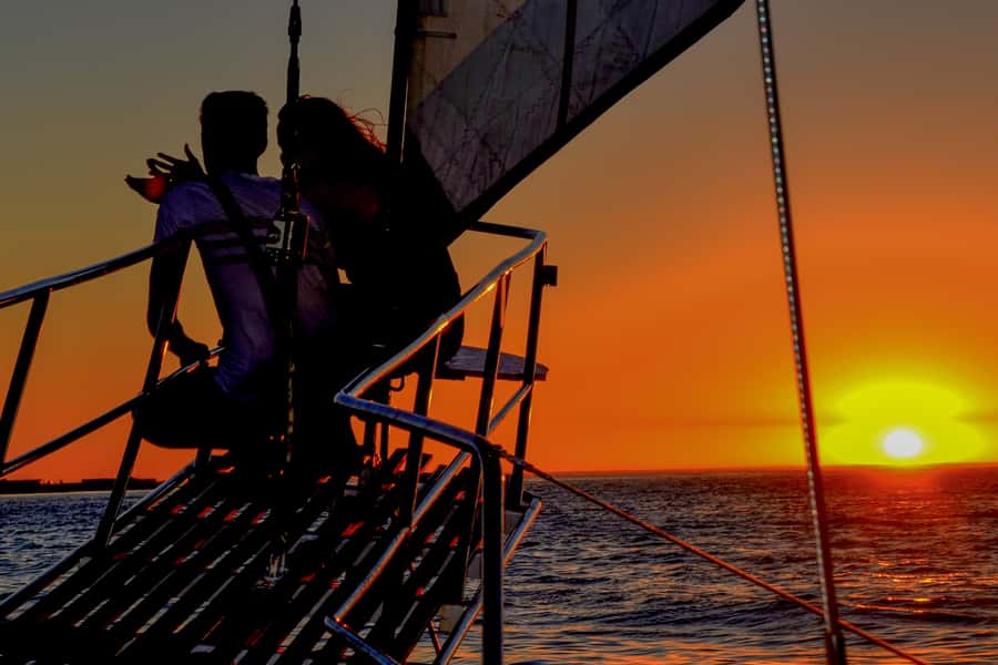 Cape Town Waterfront and Bay: Sailing Trip - Key points to know before you go