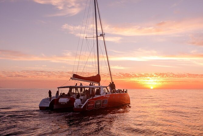 Catamaran Sunset Champagne Cruise Cape Town - Setting sail from Cape Town’s V&A Waterfront