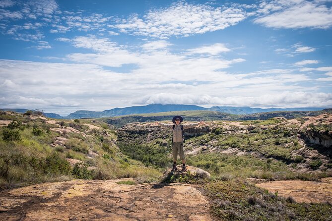 Clarens San-traverse Slackpack - Day 2: Schaaplaats rock art and the first mountain crossing