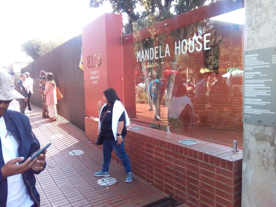 Constitutional Hill and Soweto 5 hours tour. - The Old Jail and Constitutional Court