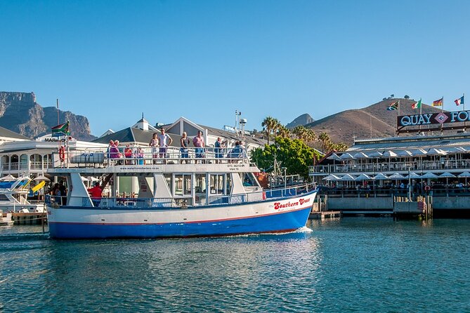Cruise and Dine Dinner / Cape Town: Sunset Champagne Cruise and 3-Course Dinner - Who will enjoy this most?