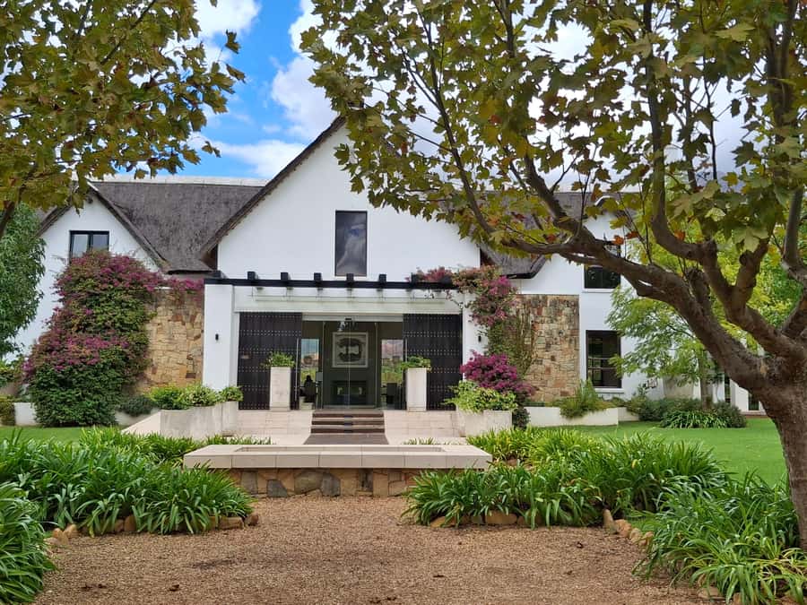 CUSTOMISED PRIVATE WINE TOUR WITH LUNCH - CAPE TOWN - How custom is the custom route?