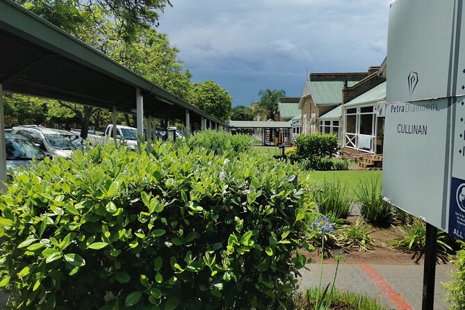 Diamond Mine, Pretoria City, Voortrekker museum, Union Buildings - Union Buildings and Nelson Mandela in Pretoria
