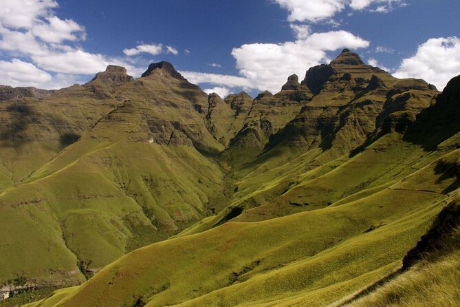 Drakensberg and Nelson Mandela Capture Site Full-Day Private Tour - Through the Midlands toward the Drakensberg