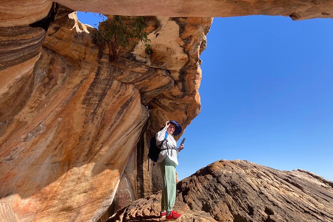 Explore ancient rock art on a private guided trip from Cape Town - A small private group changes the day