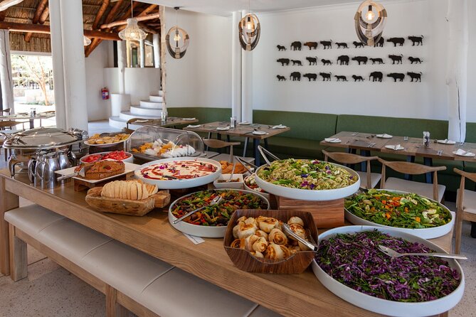Explore the best Big 5 Aquila Safari Tour and Wine Tasting - The guide factor: Paul Polano Tours