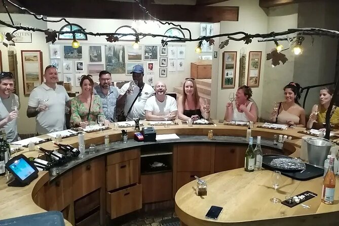 Explore the Cape Winelands with Lwafika Tours and Transfers - Key points at a glance