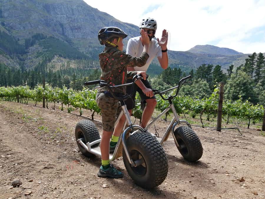Franschhoek: Downhill Scooter Tour - Meeting at Chamonix Wine Farm