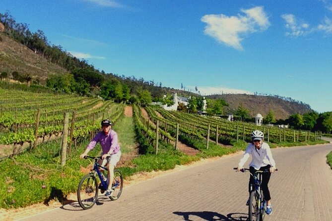 Franschhoek Winelands Meander © - Why cycling works so well in Franschhoek