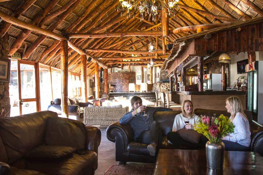 From Cape Town: Big Five Game Reserve with Lunch - Guides make or break the day