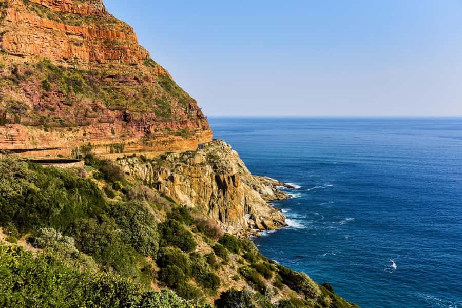 From Cape Town: Cape Point & Boulders Beach Full-Day Tour - Boulders Beach and the African penguins