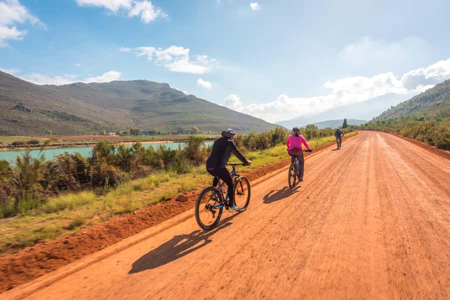 From Cape Town: Franschhoek Vineyards Bike Tour with Lunch - Riding the Vineyard Back Roads