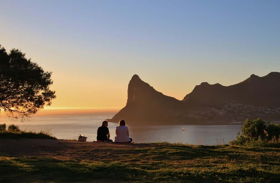 From Cape Town: Table Mountain and Cape of Good Hope Tour - Table Mountain starts the day above Cape Town