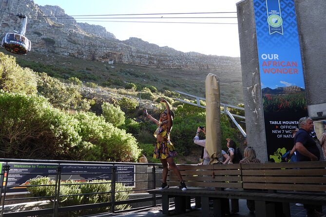 From Cape Town: Table Mountain, Cape of Good Hope & Penguins including Park Fees - Bo-Kaap and Cape Town’s city center