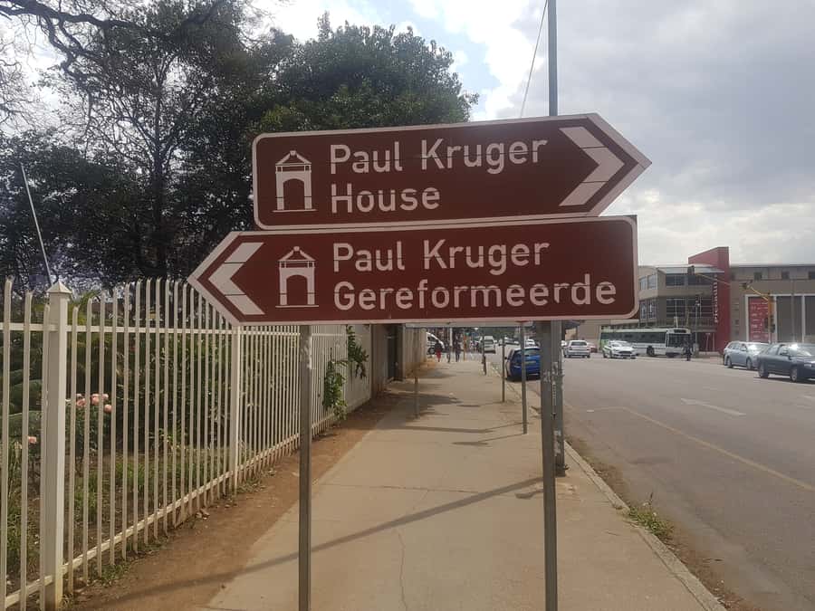 From Johannesburg: Pretoria Half Day Tour - Church Square and the city drive fill in the wider picture