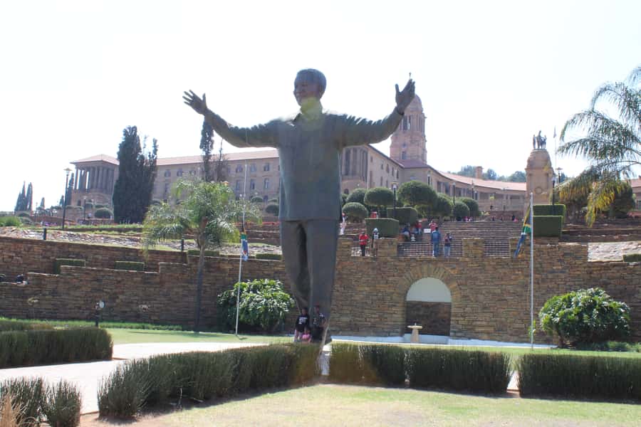 From Johannesburg: Pretoria, Soweto & Apartheid Museum Tour - Key points before you book