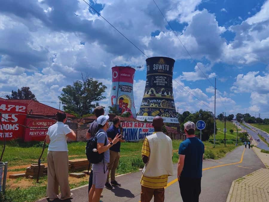 From Johannesburg: Pretoria, Soweto & Apartheid Museum Tour - Pretoria’s city center and Union Buildings