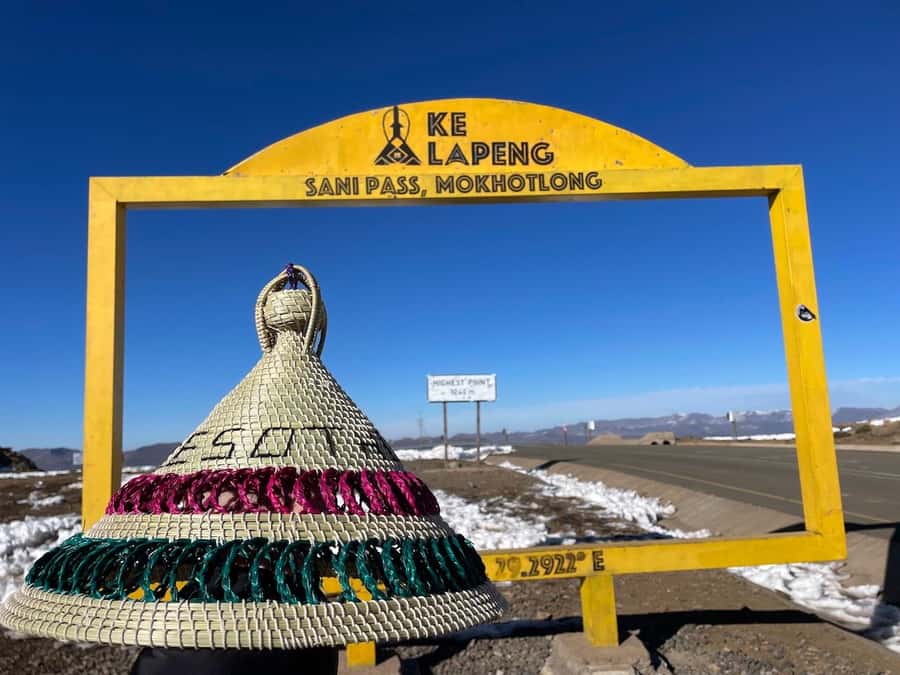 From Underberg: Extended Lesotho Day Tour - 9.5hrs - Leaving Underberg at 9:15