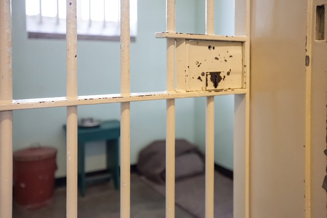 Full Day Private Walk to Freedom & Robben Island - Key points to know before booking