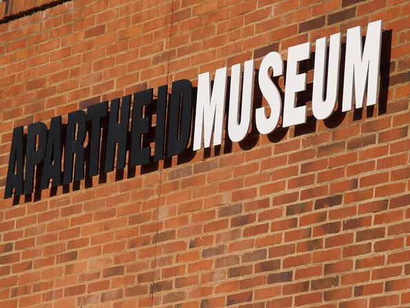 Full-Day Soweto Apartheid Museum and Lunch - Key points at a glance