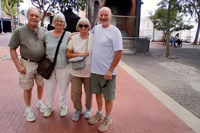 Half Day Johannesurg and Soweto Guided Tour - Vilakazi Street and Sakhumzi Restaurant