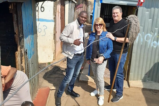 Half Day Soweto and Apartheid Museum Guided Tour - Vilakazi Street, local food, and Mandela House