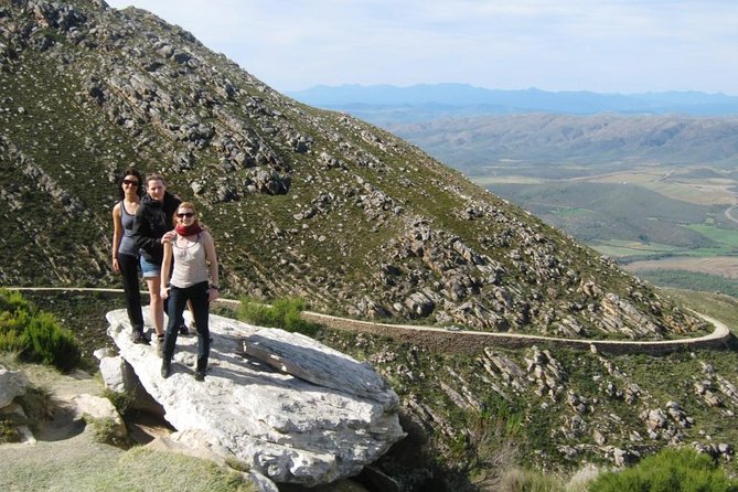 Half-Day Swartberg Pass PRIVATE Tour (including lunch & transfer - Oudtshoorn) - The 9:00 a.m. departure and private transfer