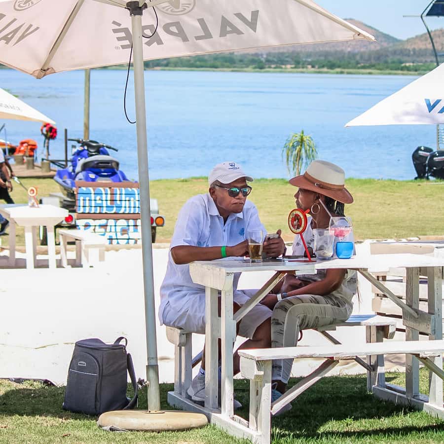 Hartbeespoort Dam: 1 Hour Cruise & Sunday Buffet Lunch - What happens after the cruise