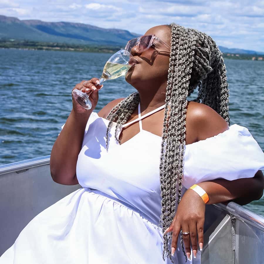 Hartbeespoort Dam: 1 Hour Cruise & Sunday Buffet Lunch - Who will enjoy this most