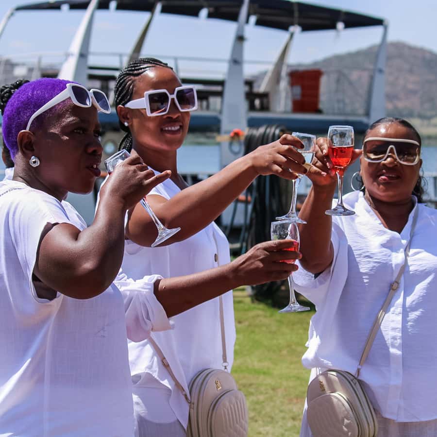 Hartbeespoort Dam: 1 Hour Standard Scenic Boat Cruise - Starting at Harties Harbour in Kommando Nek