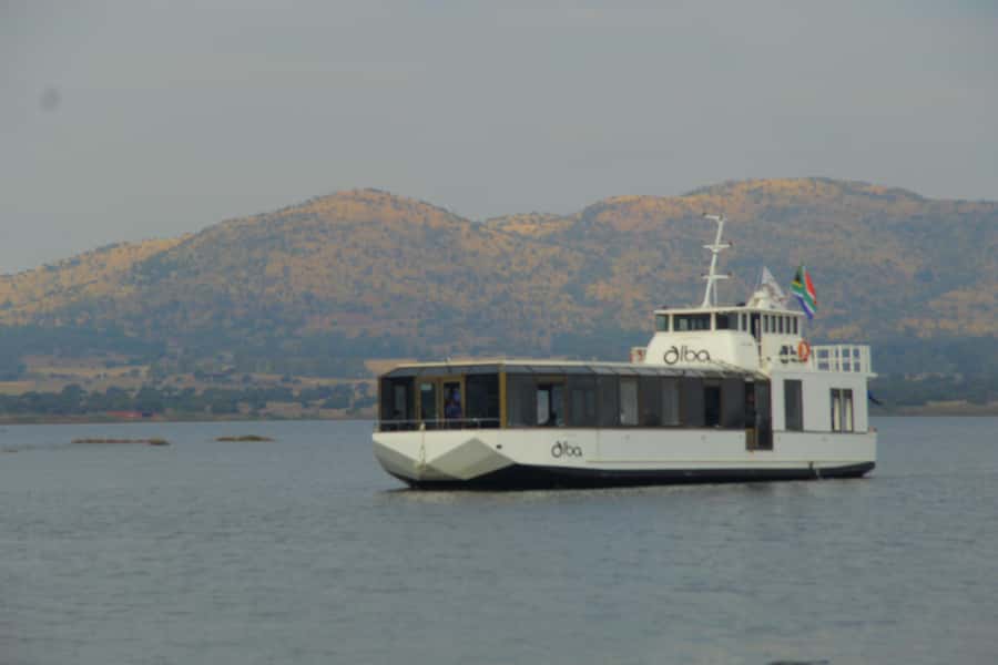 Hartbeespoort Dam: The Luxury Alba Boat Cruise with Food - Key Points Before You Book