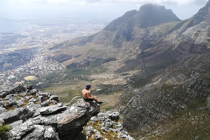 Hike Table Mountain or Lions Head in Cape Town Like a Local - Fitness, safety, and what to pack
