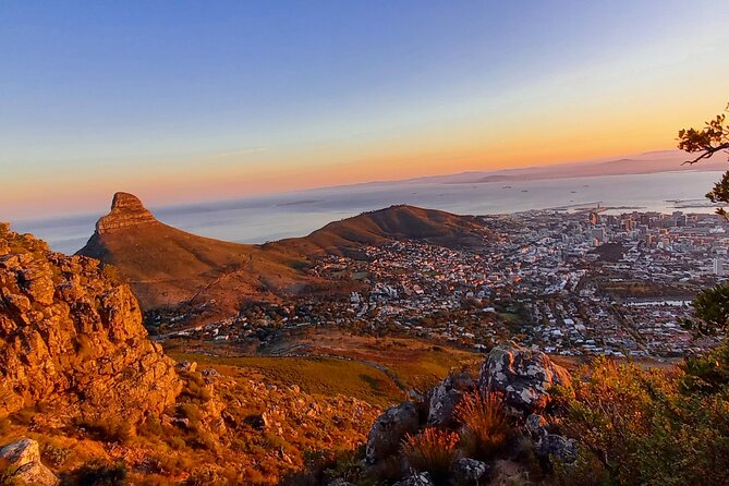 Hiking Table Mountain via India Venster Morning Hike - Upper cliffs, cold wind, and the final ravine