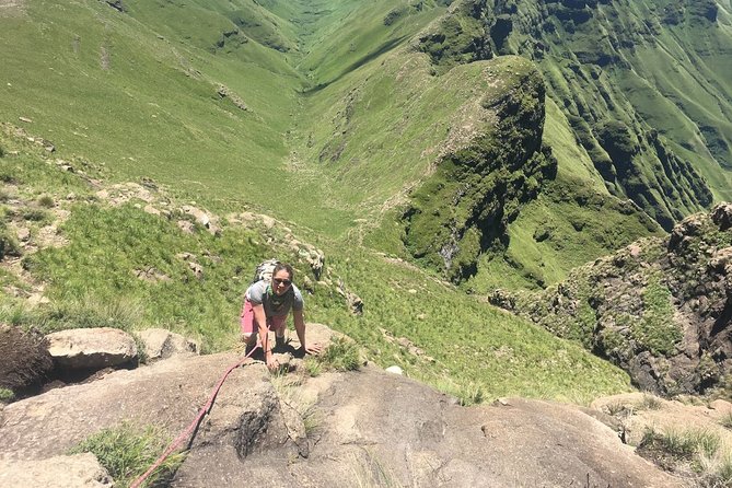Hiking Tour to Drakensberg Mountains South Africa - Key points before you book
