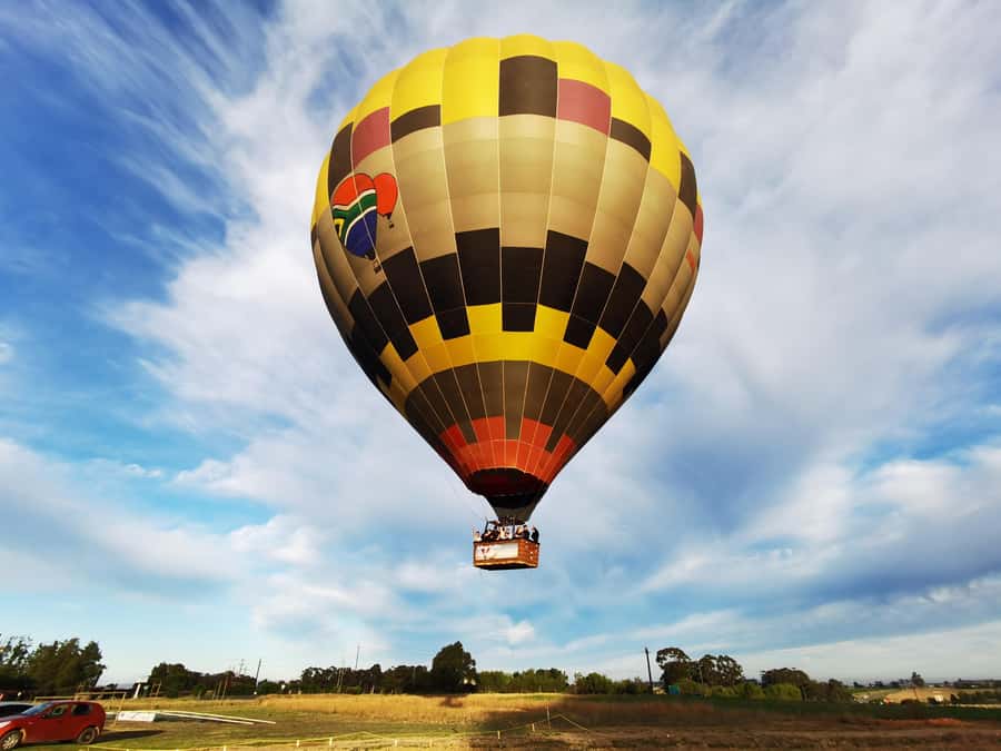 Hot air Balloon and Cape Winelands Private guided tour - Stellenbosch: whitewashed buildings and a useful walking stop