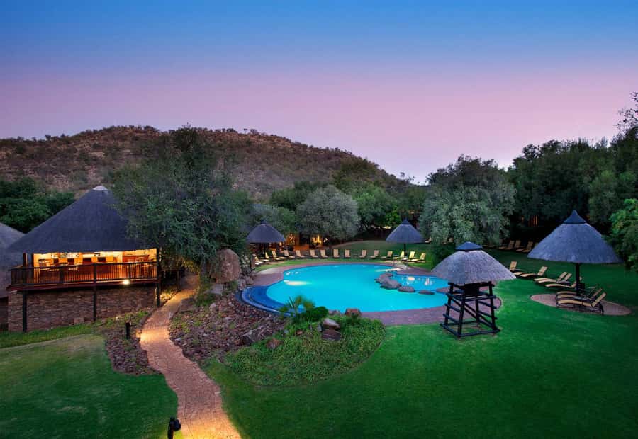 Johannesburg: 2-Day 4-Star Pilanesberg Safari - The first morning: entering the reserve