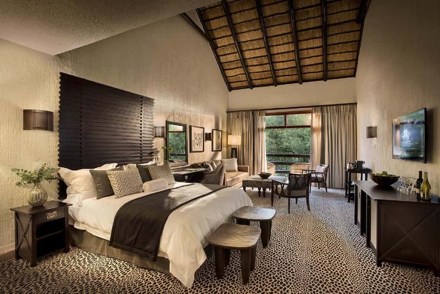 Johannesburg: 2-Day 4-Star Pilanesberg Safari - The afternoon open 4x4 drive