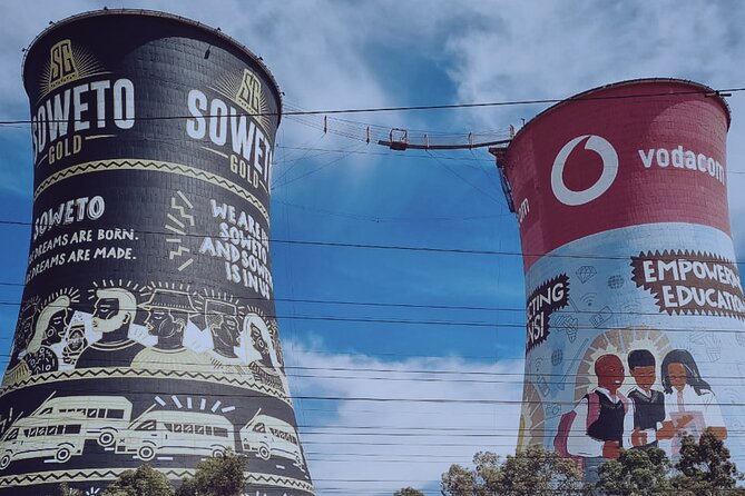 Johannesburg and Apartheid Museum and Soweto Guided Full-Day Tour - The informal settlement stop and a necessary note on tone